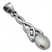 Mother of Pearl Celtic Trinity Silver Pendant, p591